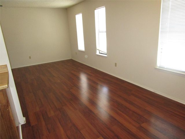 1203 W W. 49th ST W F, Austin, TX 78756