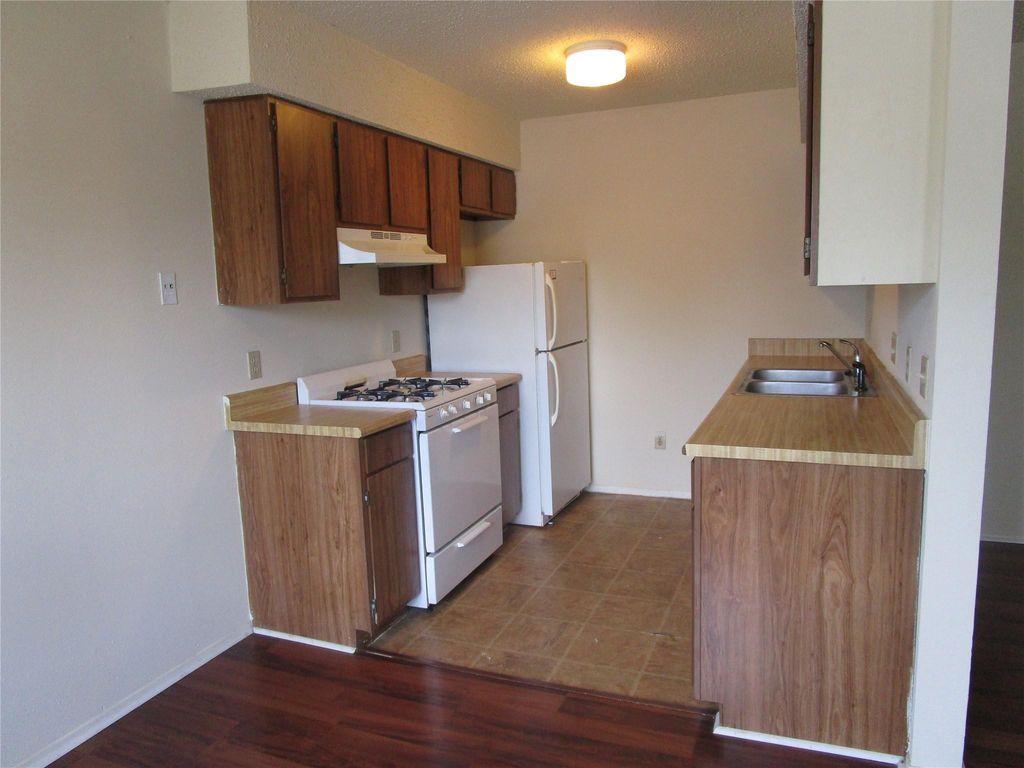 1203 W W. 49th ST W F, Austin, TX 78756