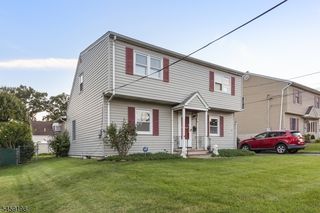 73 Birchwood Ter, Clifton City, NJ 07012