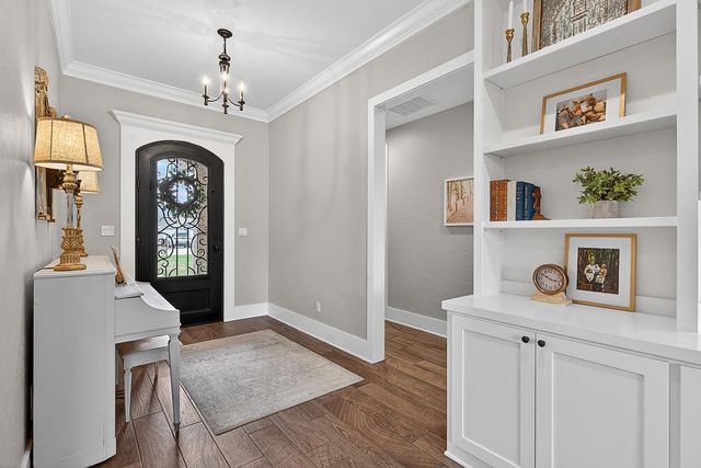 208 Saddle Brook Circle, Hallsville, TX 75650