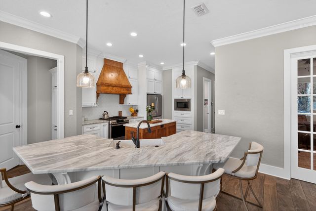 208 Saddle Brook Circle, Hallsville, TX 75650