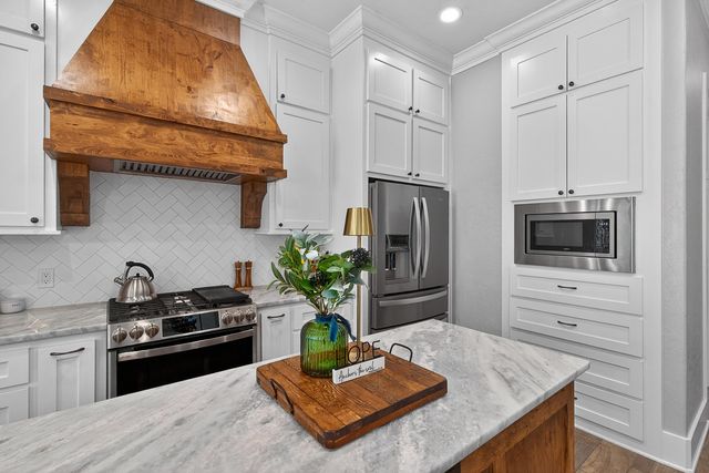 208 Saddle Brook Circle, Hallsville, TX 75650