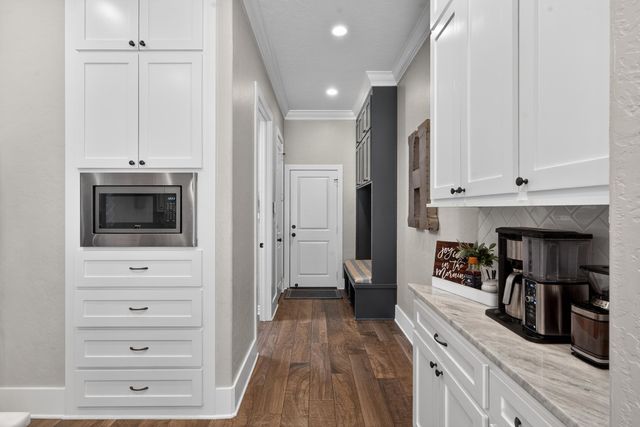 208 Saddle Brook Circle, Hallsville, TX 75650