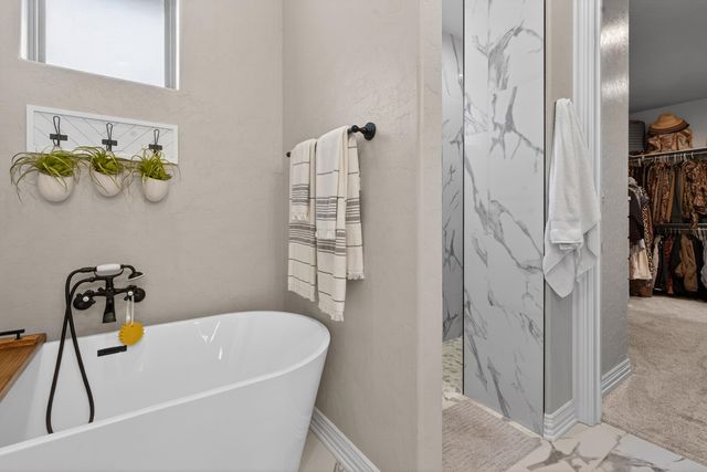 208 Saddle Brook Circle, Hallsville, TX 75650