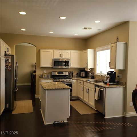 7542 Splashing Rock Drive, Las Vegas, NV 89131