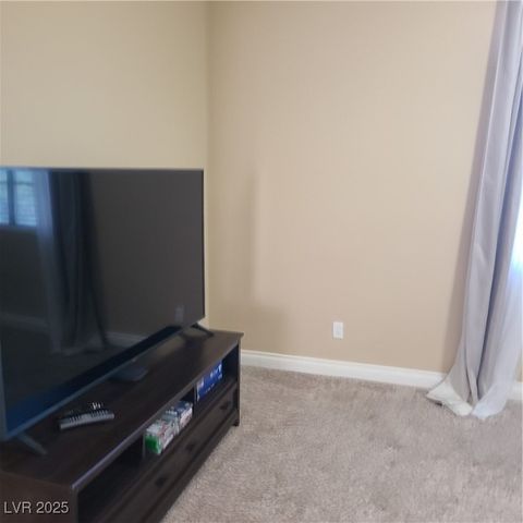 7542 Splashing Rock Drive, Las Vegas, NV 89131