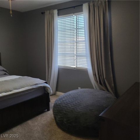 7542 Splashing Rock Drive, Las Vegas, NV 89131