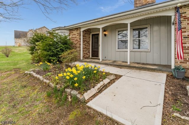 214 Mountain View Road W, Franklin Twp., NJ 08802