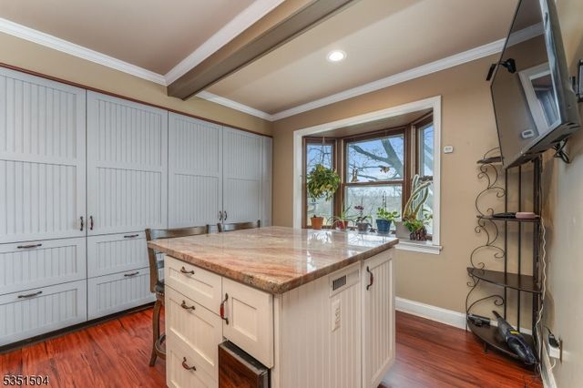 214 Mountain View Road W, Franklin Twp., NJ 08802