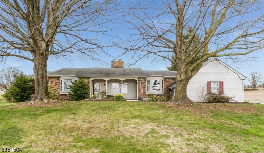 214 Mountain View Road W, Franklin Twp., NJ 08802