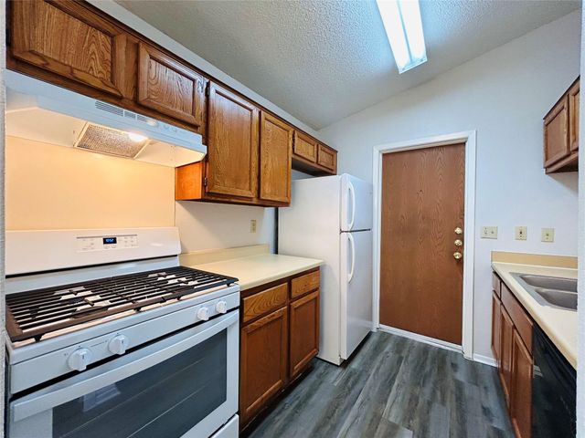 416 Greenlawn BLVD 1, Round Rock, TX 78664