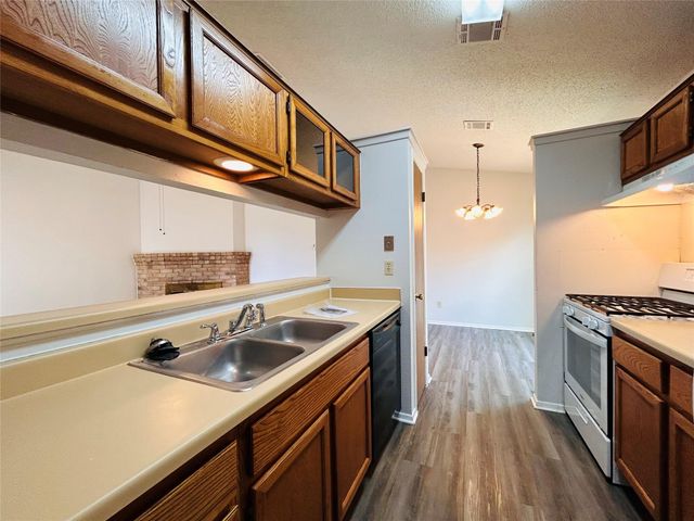 416 Greenlawn BLVD 1, Round Rock, TX 78664