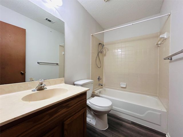 416 Greenlawn BLVD 1, Round Rock, TX 78664