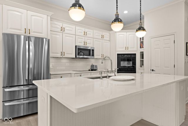 12067 Edgefield Drive, Fishers, IN 46037