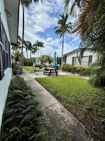 3210 Canal Dr 5, Pompano Beach, FL 33062