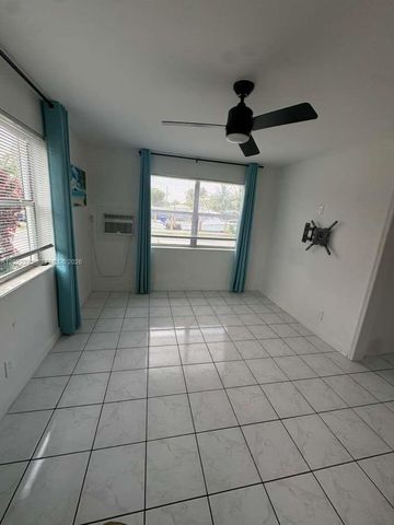 3210 Canal Dr 5, Pompano Beach, FL 33062