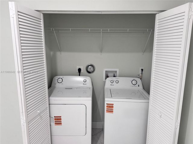 521 NW 22nd Ave, Fort Lauderdale, FL 33311