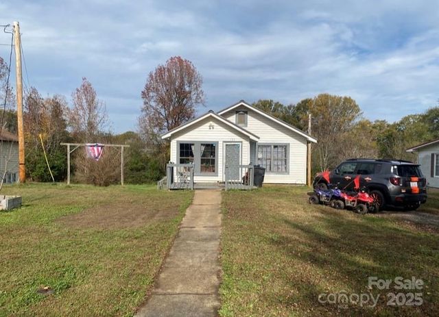 137 BELLVUE Street, Forest City, NC 28043