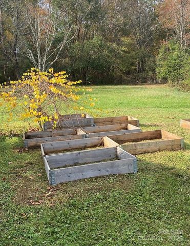 137 BELLVUE Street, Forest City, NC 28043