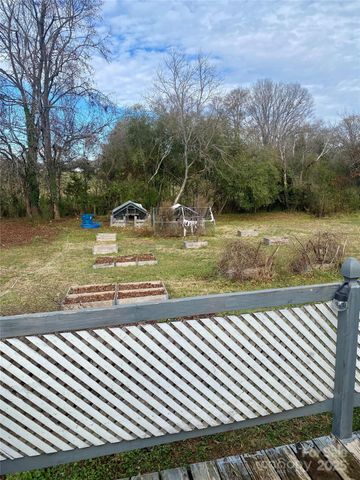 137 BELLVUE Street, Forest City, NC 28043