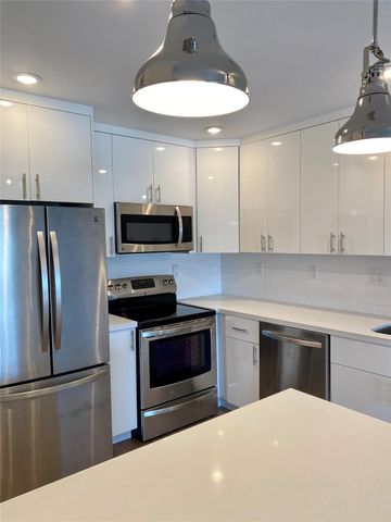 619 Orton Avenue 301, Fort Lauderdale, FL 33304