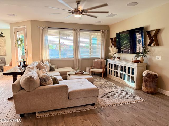 18861 W SAN JUAN Avenue, Litchfield Park, AZ 85340