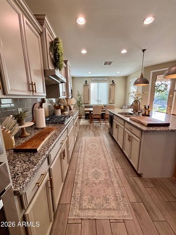 18861 W SAN JUAN Avenue, Litchfield Park, AZ 85340