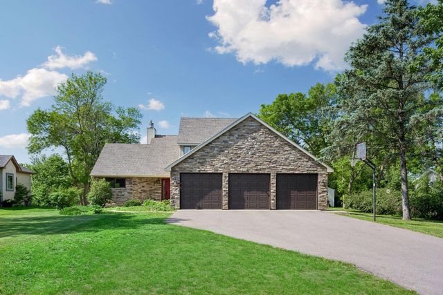 13640 Riverview Drive NW, Elk River, MN 55330