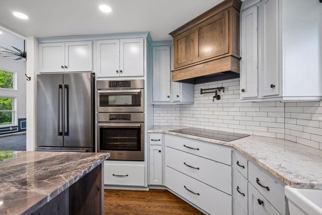 13640 Riverview Drive NW, Elk River, MN 55330