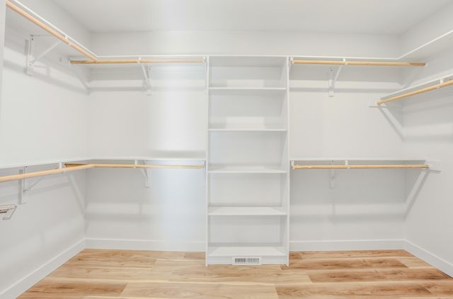 4312 STONE MOUNTAIN PKY, Columbia, MO 65201