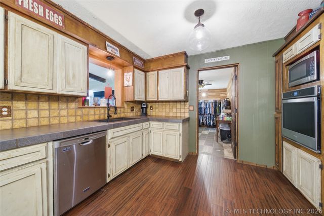 7198 S 442 Road, Locust Grove, OK 74352