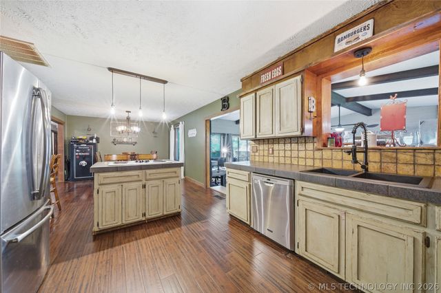 7198 S 442 Road, Locust Grove, OK 74352