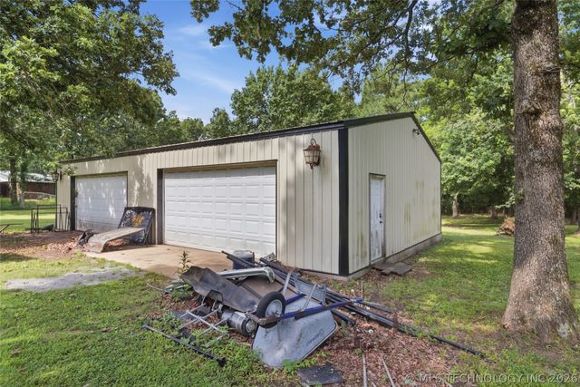 7198 S 442 Road, Locust Grove, OK 74352