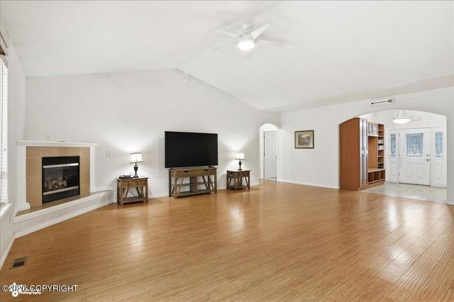 2757 S Charming Valley Loop, Palmer, AK 99645