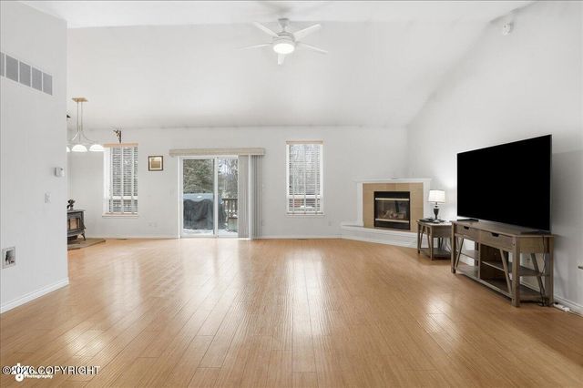 2757 S Charming Valley Loop, Palmer, AK 99645