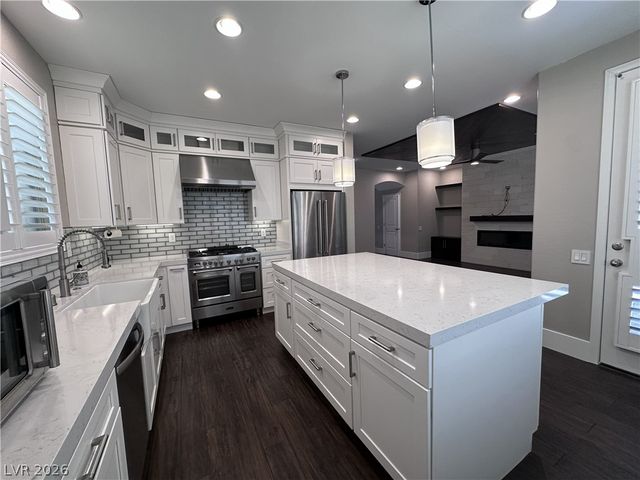 11244 Lompoc Court, Las Vegas, NV 89135