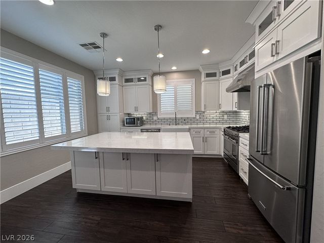 11244 Lompoc Court, Las Vegas, NV 89135