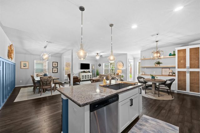 1611 Palo Duro Canyon Drive, League City, TX 77573