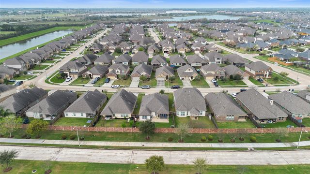 1611 Palo Duro Canyon Drive, League City, TX 77573