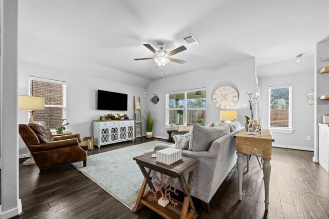 1611 Palo Duro Canyon Drive, League City, TX 77573