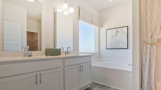 1998 Wiregrass Street, Navarre, FL 32566