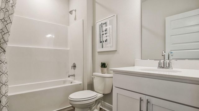 1998 Wiregrass Street, Navarre, FL 32566