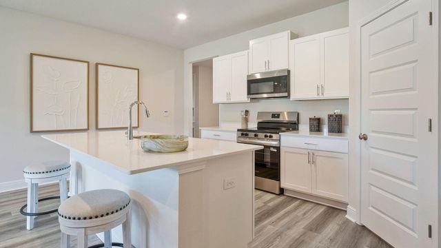 1998 Wiregrass Street, Navarre, FL 32566