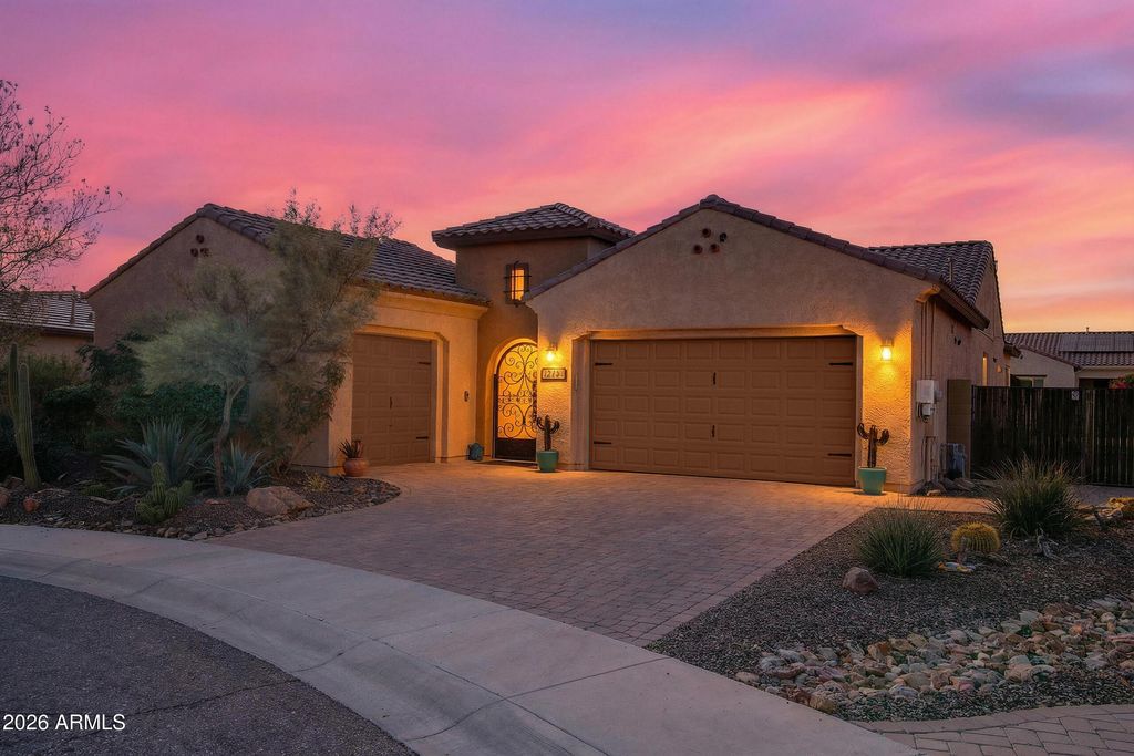 26716 N 10th Lane, Phoenix, AZ 85085