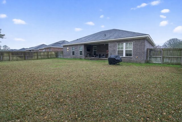 335 Cotton Ridge Lane, Dothan, AL 36301