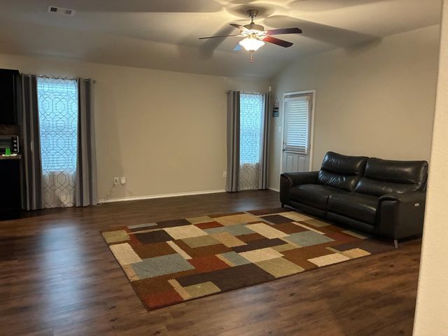 5606 Mesquite Oaks Trail, Spring, TX 77389