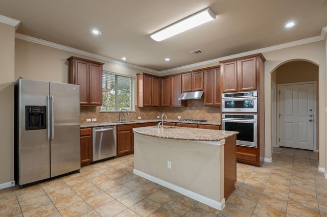 5301 Cypress Ranch BLVD, Spicewood, TX 78669