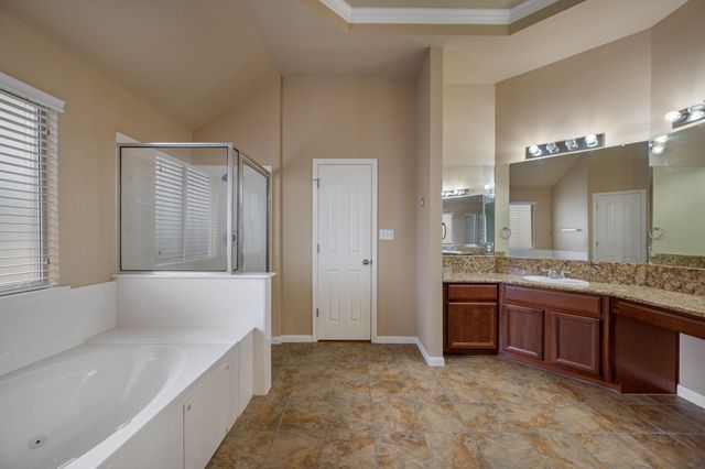 5301 Cypress Ranch BLVD, Spicewood, TX 78669