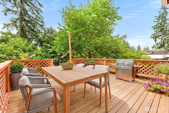 7523 13th Avenue SE, Lacey, WA 98503