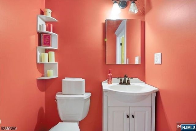 77 Union Brick Road, Blairstown, NJ 07825